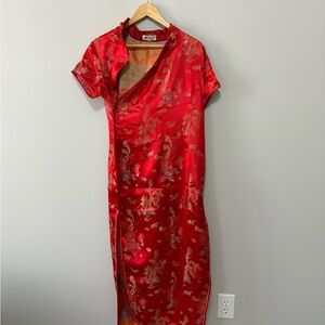 Traditional Chinese Red and Gold Cheongsam Dress